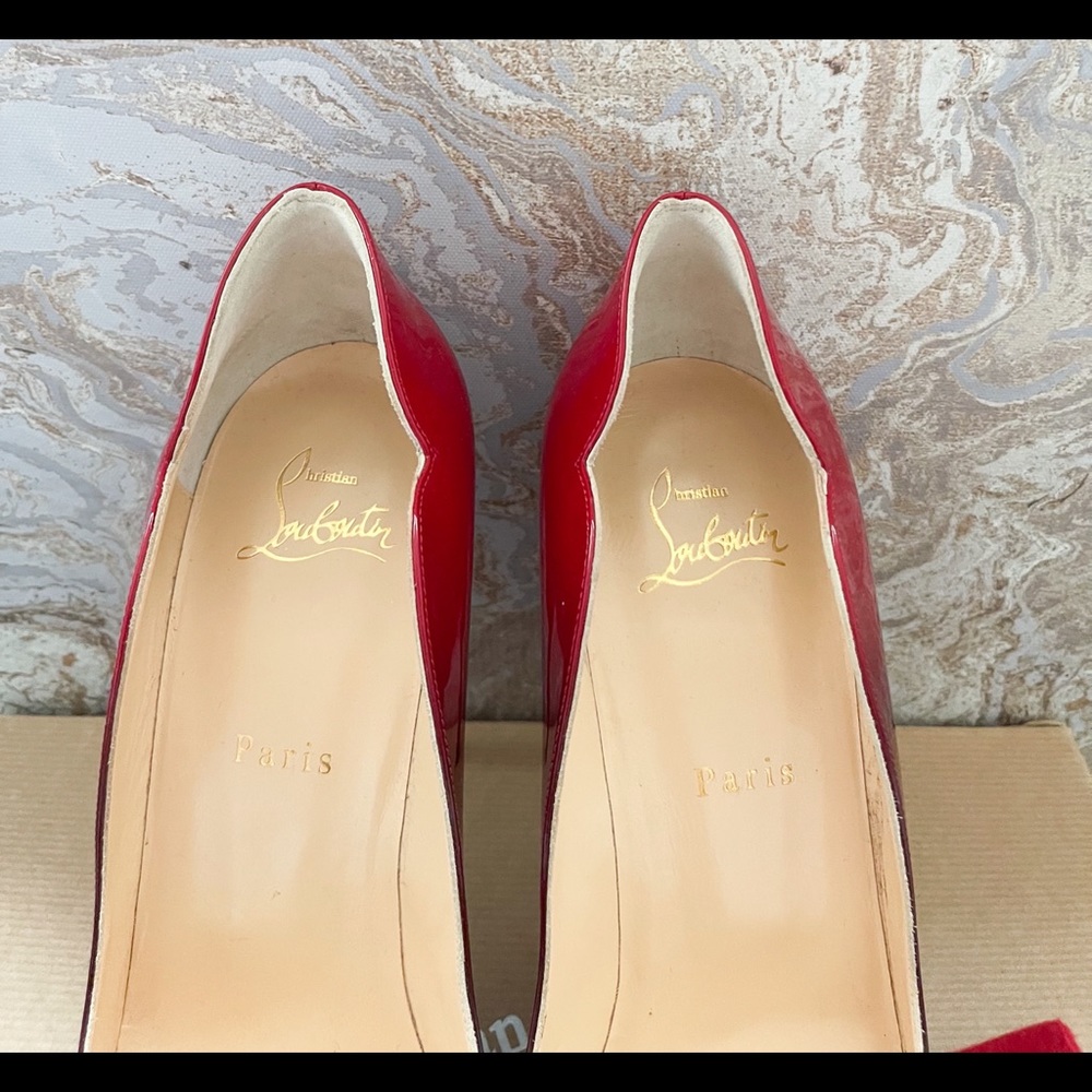 New! Christian Louboutin Hot Chic Pigalle Pump - Picture 6 of 10